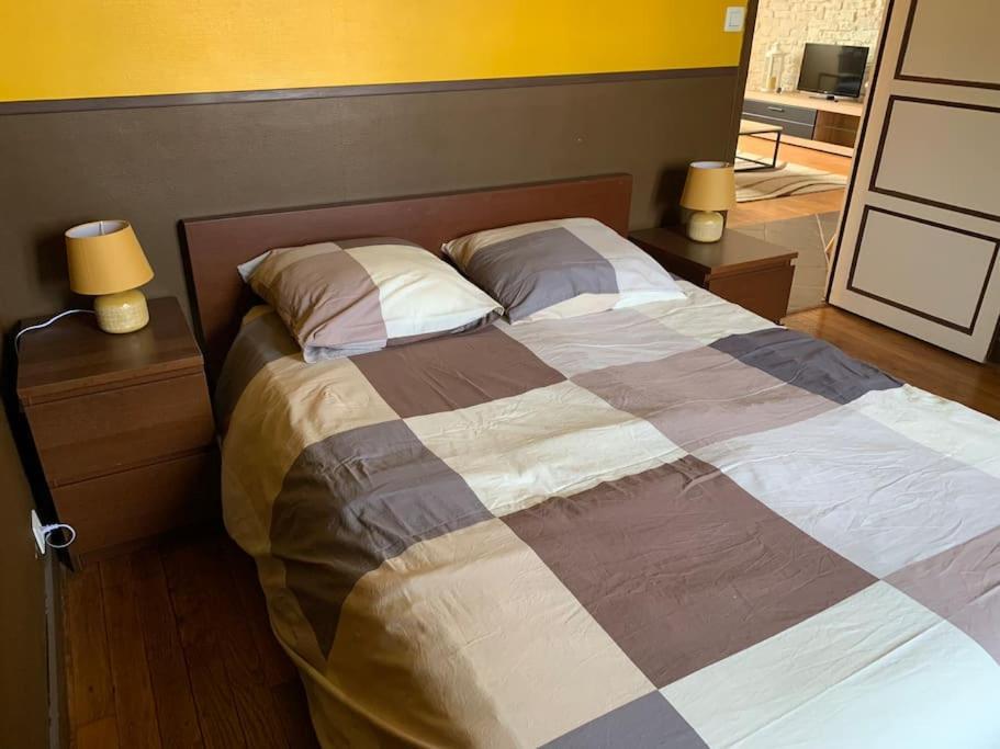 Nevers, Appartement De Standing Proche De La Gare Exteriör bild